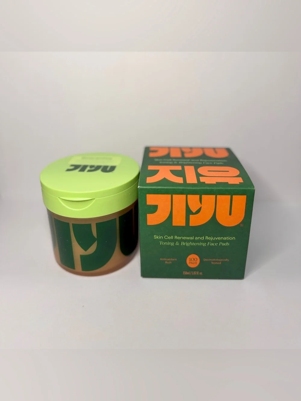 JiYu Skin Cell Renewal & Rejuvenation Toning & Brightening Face Pads (100 Pads)